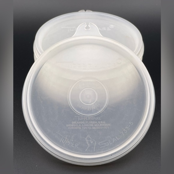Vintage, Clear Replacement Lid 733 by Tupperware - Picture 1 of 2